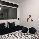 Apartment Wood & Chill House *